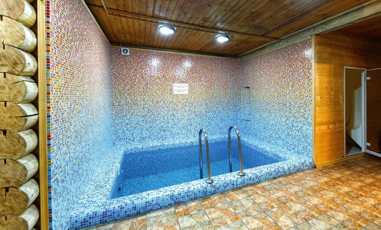 Sky Land Camping & Resort Cricova Exterior foto